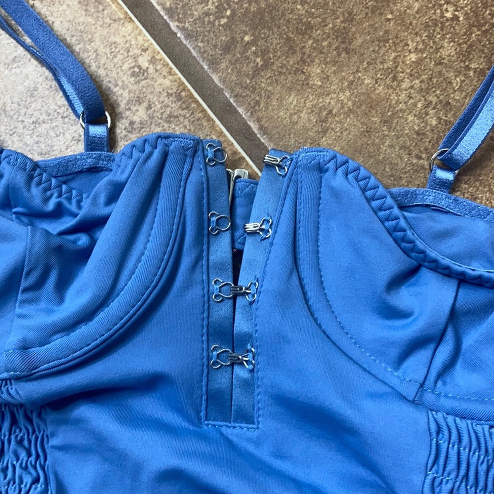 VS bodysuit - Picture 5 of 8
